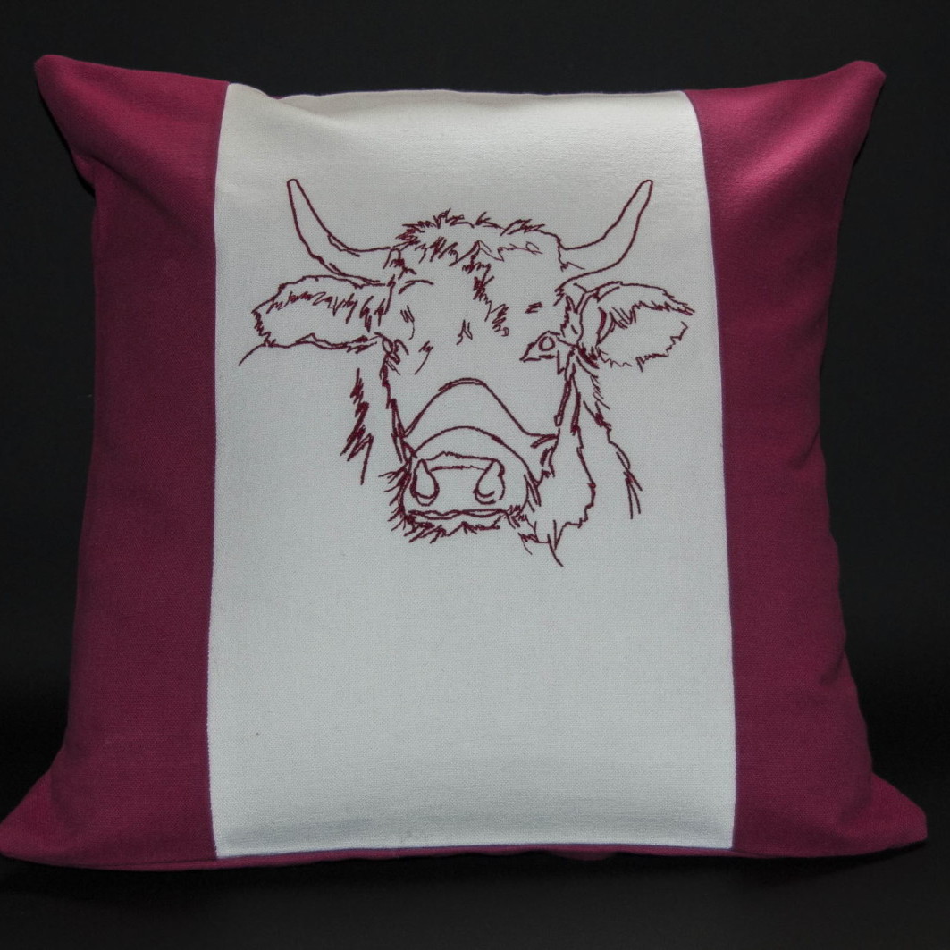 Housse de coussin vache claudine rouge, fabrication artisanale