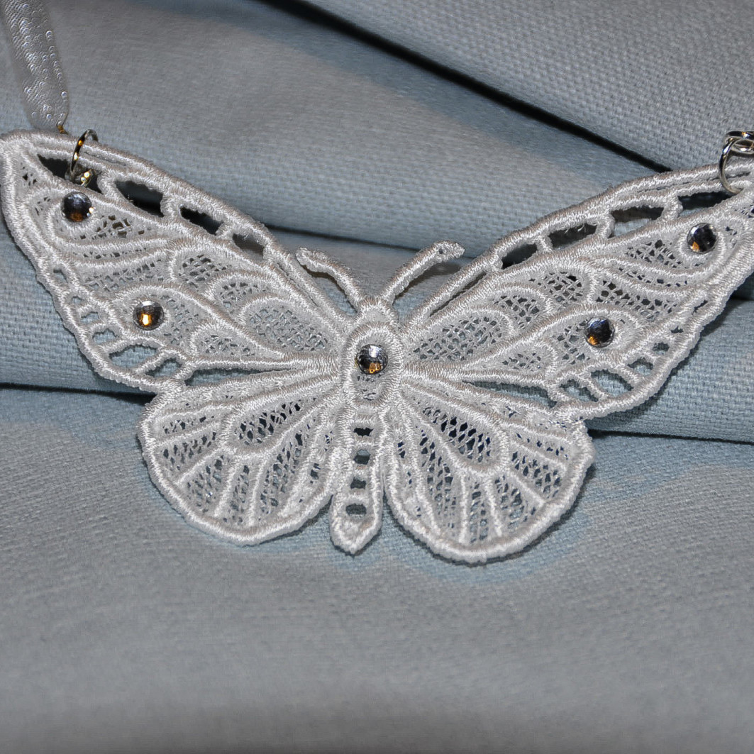 pendentif papillon, accessoire de mode femme, mariage et soirée