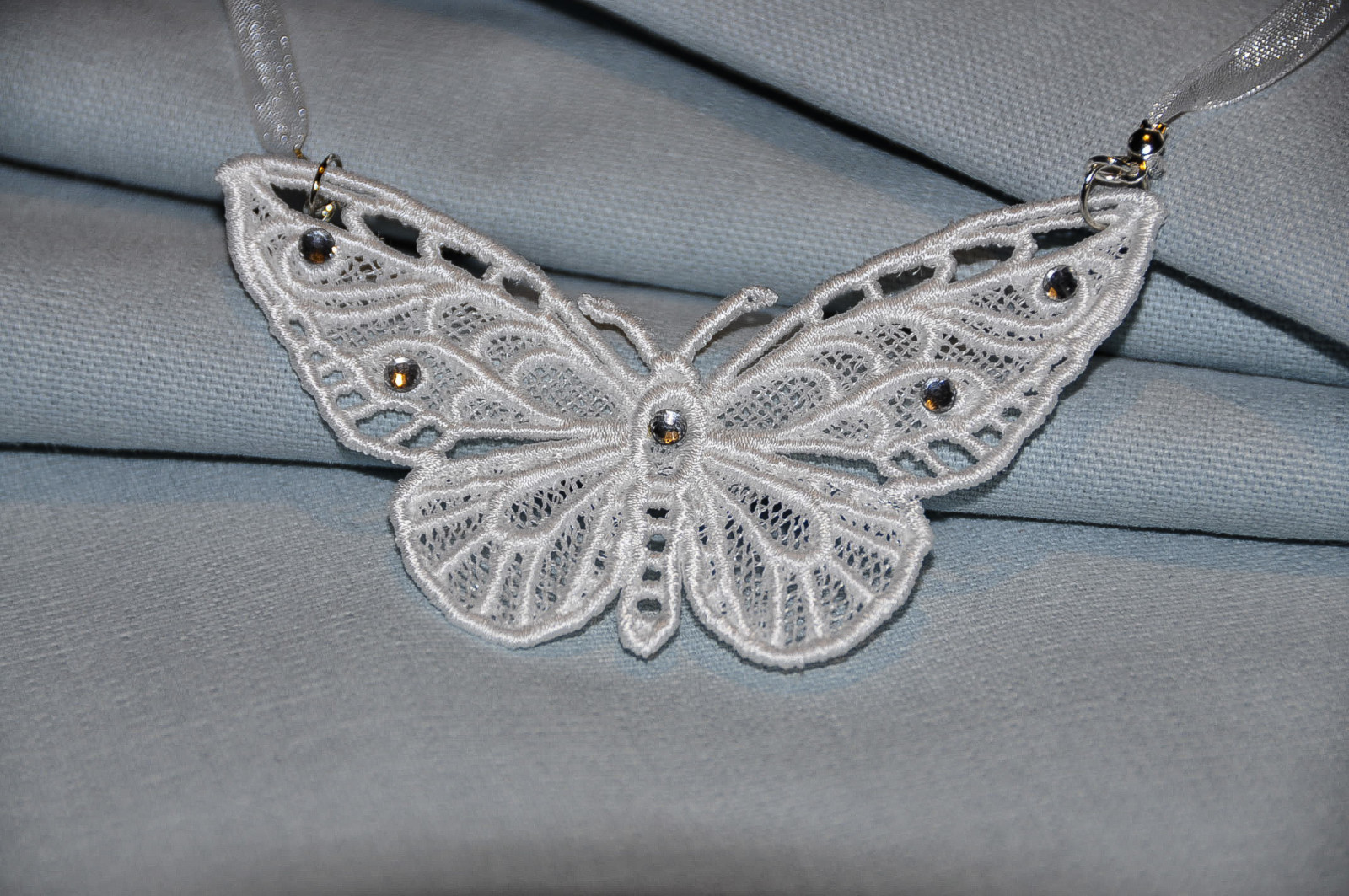 pendentif papillon, accessoire de mode femme, mariage et soirée