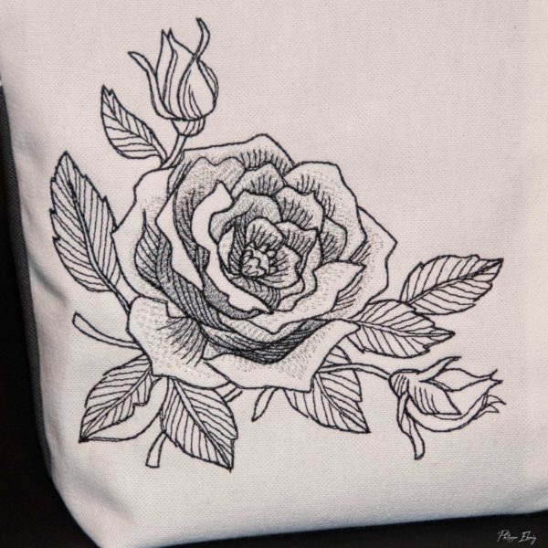 Pochette rose au fusain