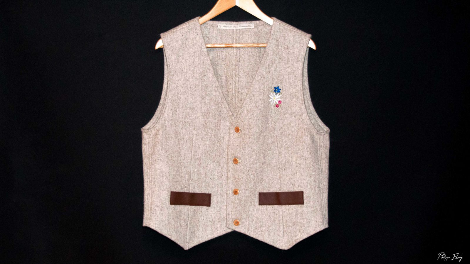 gilet sur mesure en laine, costume savoyard