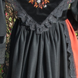 robe-traditionnelle-savoyarde