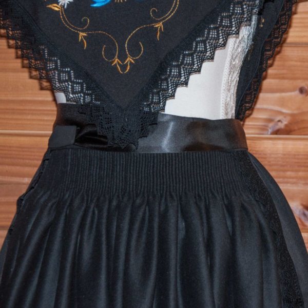 Jupe traditionnelle de Savoie – Image 2